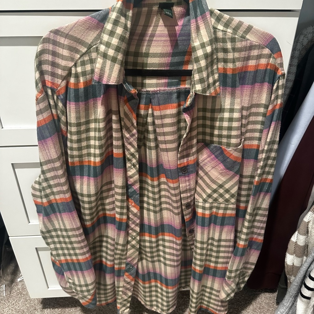 Wild Fable Multicolor Plaid Button Down Shirt